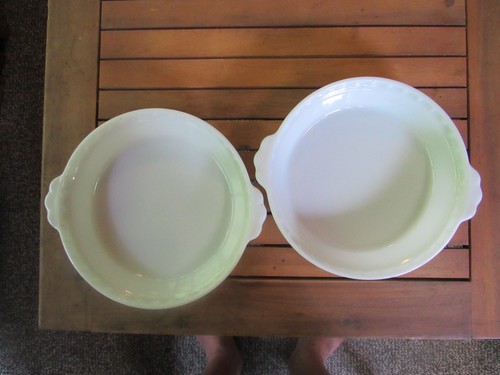 Pyrex opal milk - -, glass